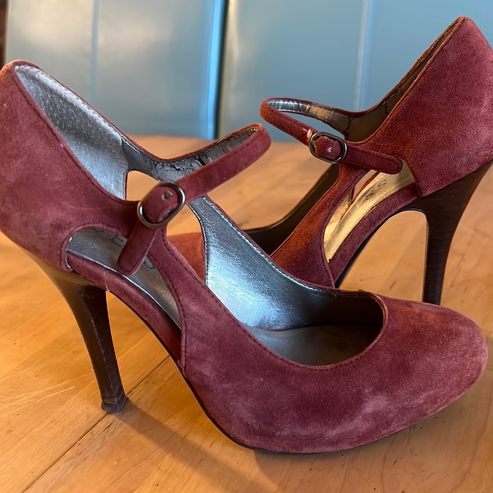 Guess Heels